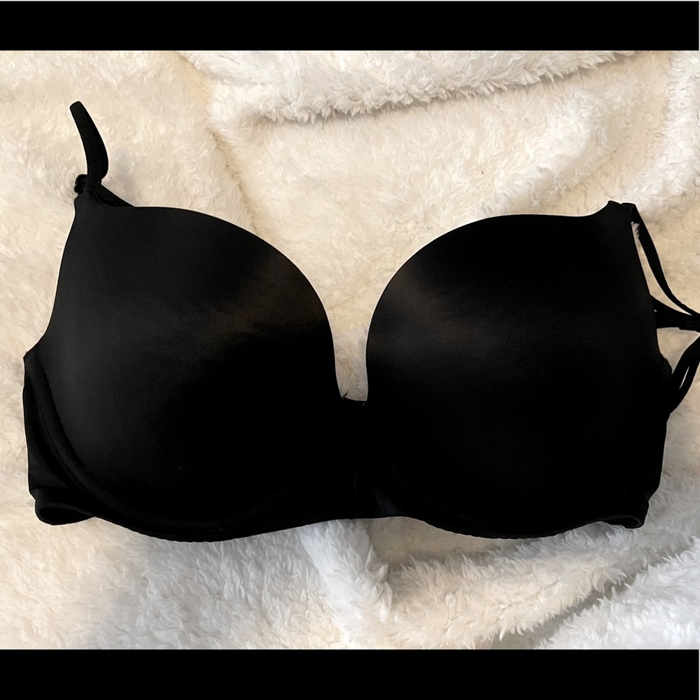 Victoria Secrets 
Push-Up
